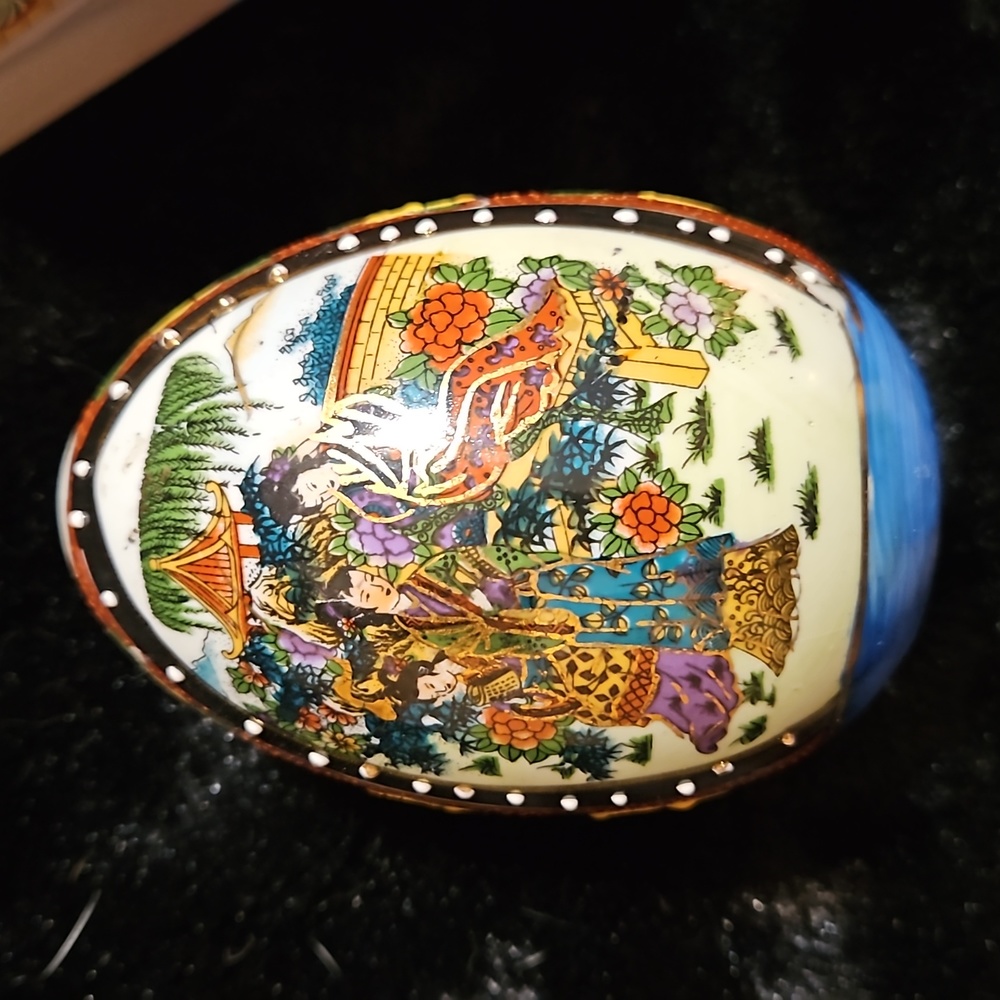 Vintage Oriental Porcelain Egg-Highly Decorated-5"T-Sweet Shop Box-Gold Inlay-EC